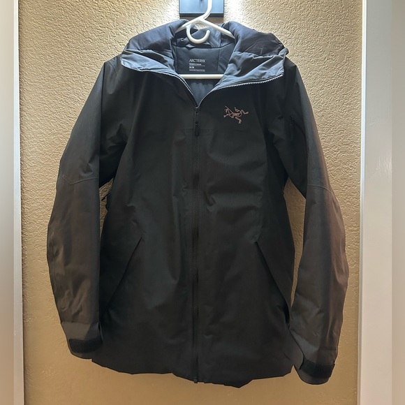 Arc’teryx Incendia IS Insulated Snowboard Ski Jacket - Picture 2 of 16